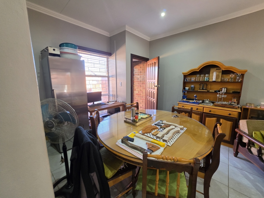 2 Bedroom Property for Sale in Navalsig Free State